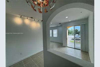 10012 NW 7th St #208, Miami, FL 33172 - Photo 7