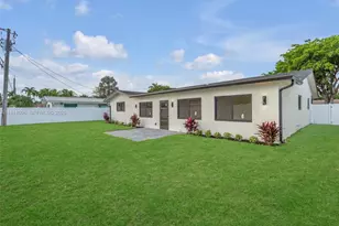 2120 NE 55th Ct, Fort Lauderdale, FL 33308 - Photo 11