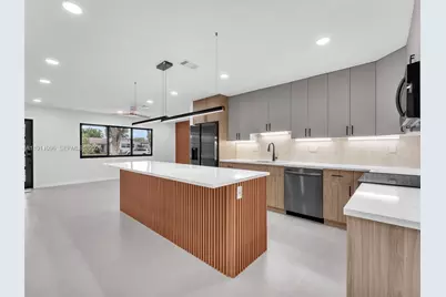 2120 NE 55th Ct, Fort Lauderdale, FL 33308 - Photo 25