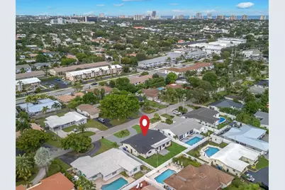 2120 NE 55th Ct, Fort Lauderdale, FL 33308 - Photo 13