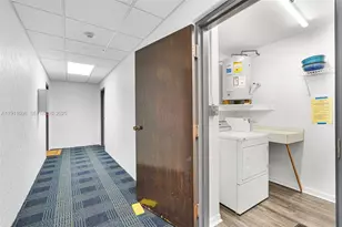 5911 NE 14th Ln, Fort Lauderdale, FL 33334 - Photo 27