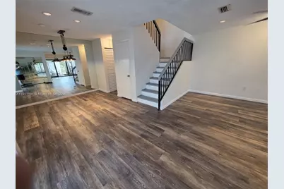 20900 Leeward Ct #213-1, Aventura, FL 33180 - Photo 3