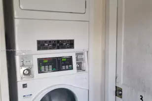 215 Sidonia Ave, Coral Gables, FL 33134 - Photo 15