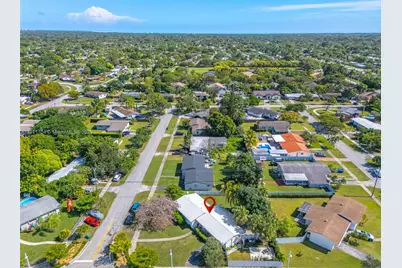 9630 SW 182nd St, Palmetto Bay, FL 33157 - Photo 7