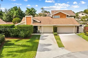 7665 Sierra Dr W, Boca Raton, FL 33433 - Photo 1