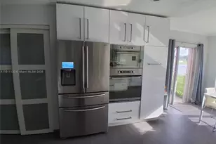 5245 SW 38th Ave, Hollywood, FL 33312 - Photo 9