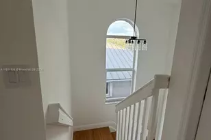 14848 SW 180th St, Miami, FL 33187 - Photo 9