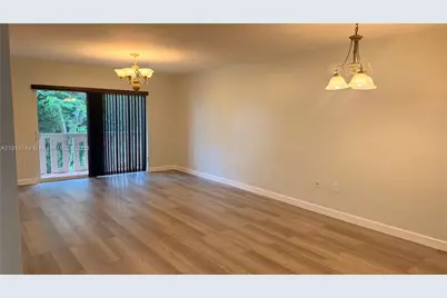 7400 Miami Lakes Dr #D303, Miami Lakes, FL 33014 - Photo 5