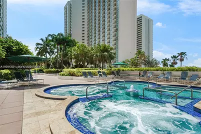 1717 N Bayshore Dr #A-1950, Miami, FL 33132 - Photo 25