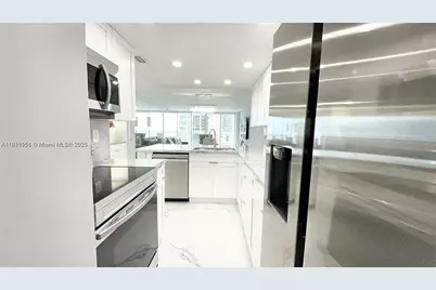 1717 N Bayshore Dr #A-1950, Miami, FL 33132 - Photo 7