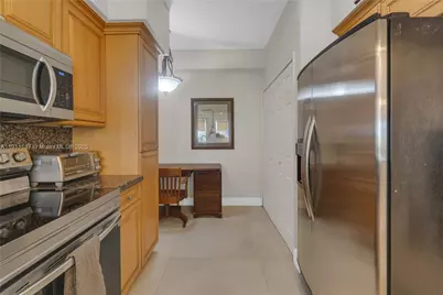 3235 NE 184th St #11103, Aventura, FL 33160 - Photo 3