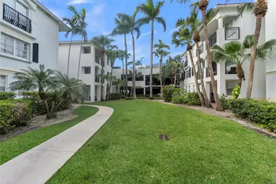 3235 NE 184th St #11103, Aventura, FL 33160 - Photo 31