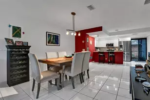 6821 Brookline Dr, Hialeah, FL 33015 - Photo 11