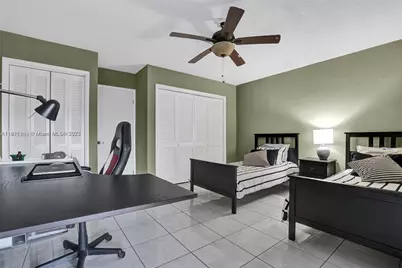 6821 Brookline Dr #6821, Hialeah, FL 33015 - Photo 17