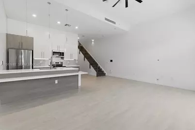 913 NW 45th Ter #913, Plantation, FL 33317 - Photo 3