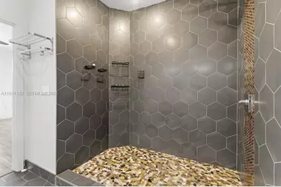 913 NW 45th Ter #913, Plantation, FL 33317 - Photo 11