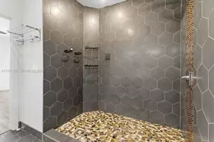 913 NW 45th Terrace, Plantation, FL 33317 - Photo 11