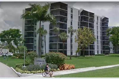 3401 N Country Club Dr #412, Aventura, FL 33180 - Photo 17