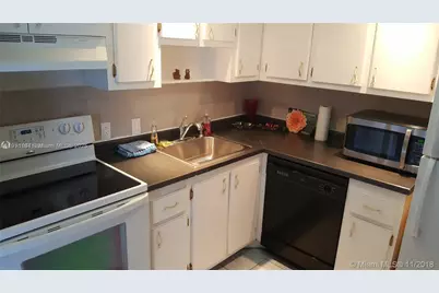 3401 N Country Club Dr #412, Aventura, FL 33180 - Photo 27