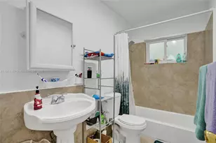 2 NE 160th St, Miami, FL 33162 - Photo 33