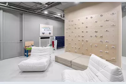 555 NE 34th St #2707, Miami, FL 33137 - Photo 5