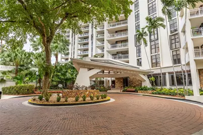 1000 Quayside Ter #506, Miami, FL 33138 - Photo 27