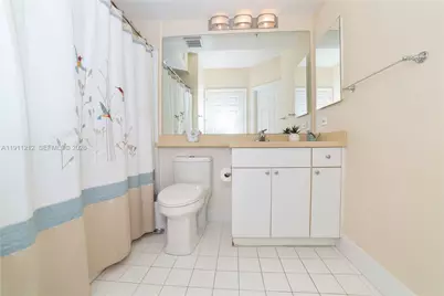 17150 N Bay Rd #2207, Sunny Isles Beach, FL 33160 - Photo 31