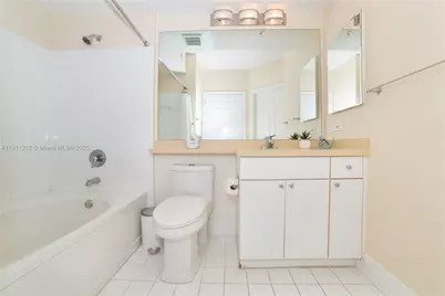 17150 N Bay Rd #2207, Sunny Isles Beach, FL 33160 - Photo 33