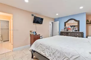 7184 W 2nd Ct, Hialeah, FL 33014 - Photo 21