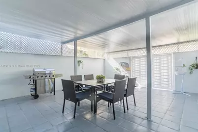 7184 W 2nd Ct, Hialeah, FL 33014 - Photo 25