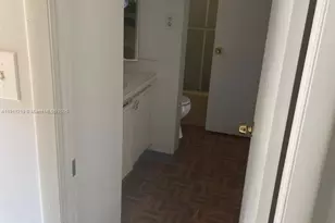 404 NW 68th Ave, Plantation, FL 33317 - Photo 11