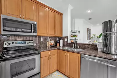 220 SW 87th Ct #0, Miami, FL 33174 - Photo 15