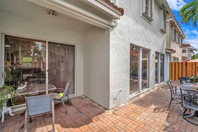 220 SW 87th Ct #0, Miami, FL 33174 - Photo 37