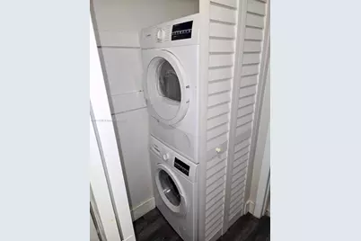 2008 Jackson St #B2, Hollywood, FL 33020 - Photo 3