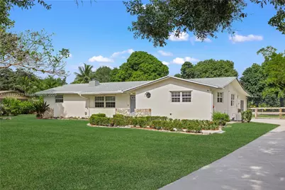 13791 SW 18th Ct, Davie, FL 33325 - Photo 3