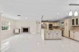 13791 SW 18th Ct, Davie, FL 33325 - Photo 9