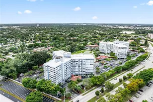 1300 NE Miami Gardens Dr, Miami, FL 33179 - Photo 21