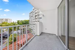 1300 NE Miami Gardens Dr, Miami, FL 33179 - Photo 15