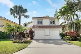 8117 Pelican Harbour Dr, Lake Worth, FL 33467 - Photo 1