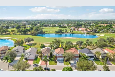 8117 Pelican Harbour Dr, Lake Worth, FL 33467 - Photo 7