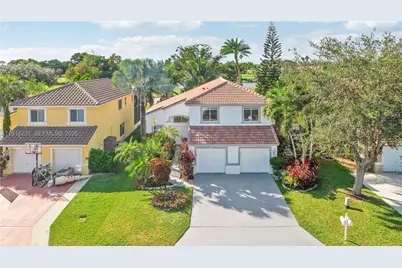 8117 Pelican Harbour Dr, Lake Worth, FL 33467 - Photo 3