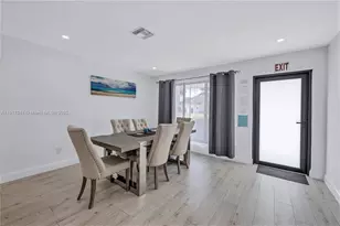 217 N 31st Ave, Hollywood, FL 33021 - Photo 9