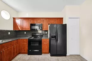 [Address not provided], Miami, FL 33172 - Photo 19