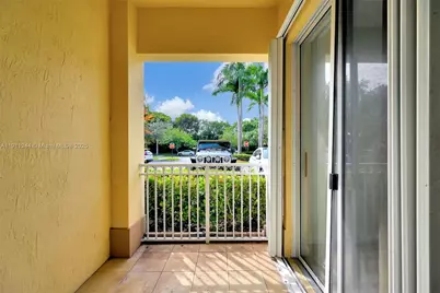 [Address not provided], Miami, FL 33172 - Photo 23