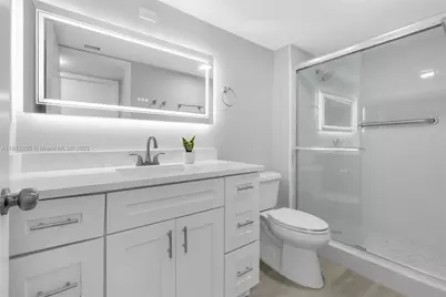 4025 Yarmouth B #4025, Boca Raton, FL 33434 - Photo 15