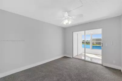 4025 Yarmouth B #4025, Boca Raton, FL 33434 - Photo 11