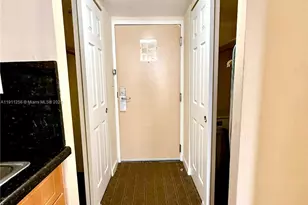 19201 Collins Ave, Sunny Isles Beach, FL 33160 - Photo 21