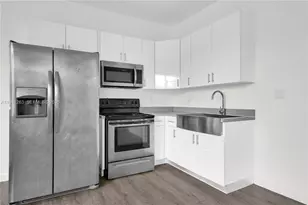 402 NW 12th Ave, Miami, FL 33128 - Photo 9