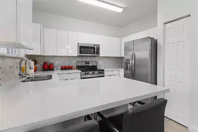 2741 NE 4th St #103, Homestead, FL 33033 - Photo 5