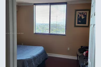 4242 NW 2nd St #1202, Miami, FL 33126 - Photo 5